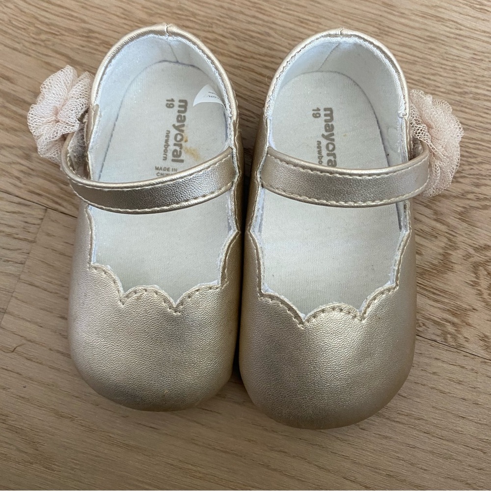 Gold Mayoral shoes size 19